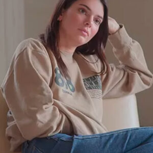 Kendall_Jenner_818_Brown_Sweatshirt
